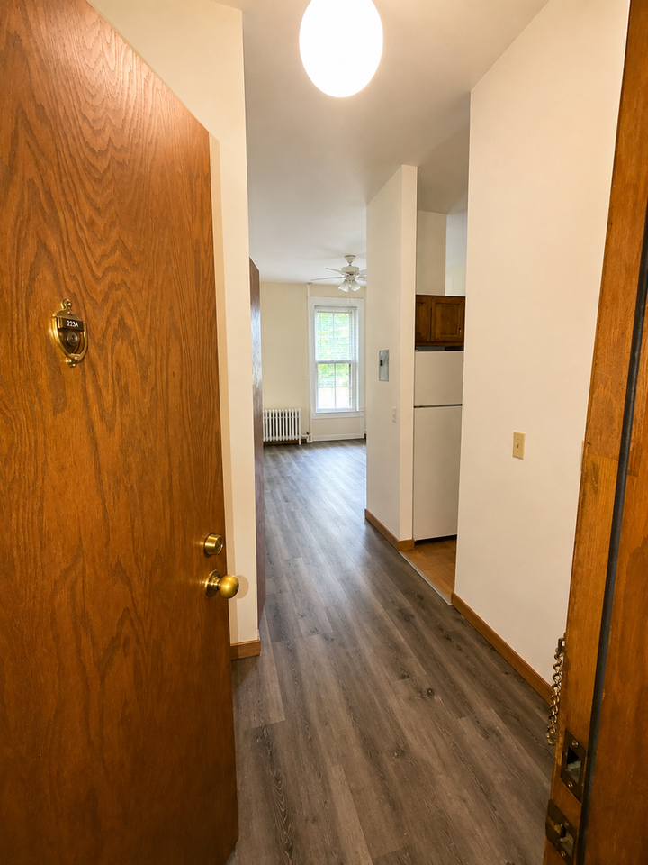 1009 Park Ave (Drexel) - Photo 4 of 39