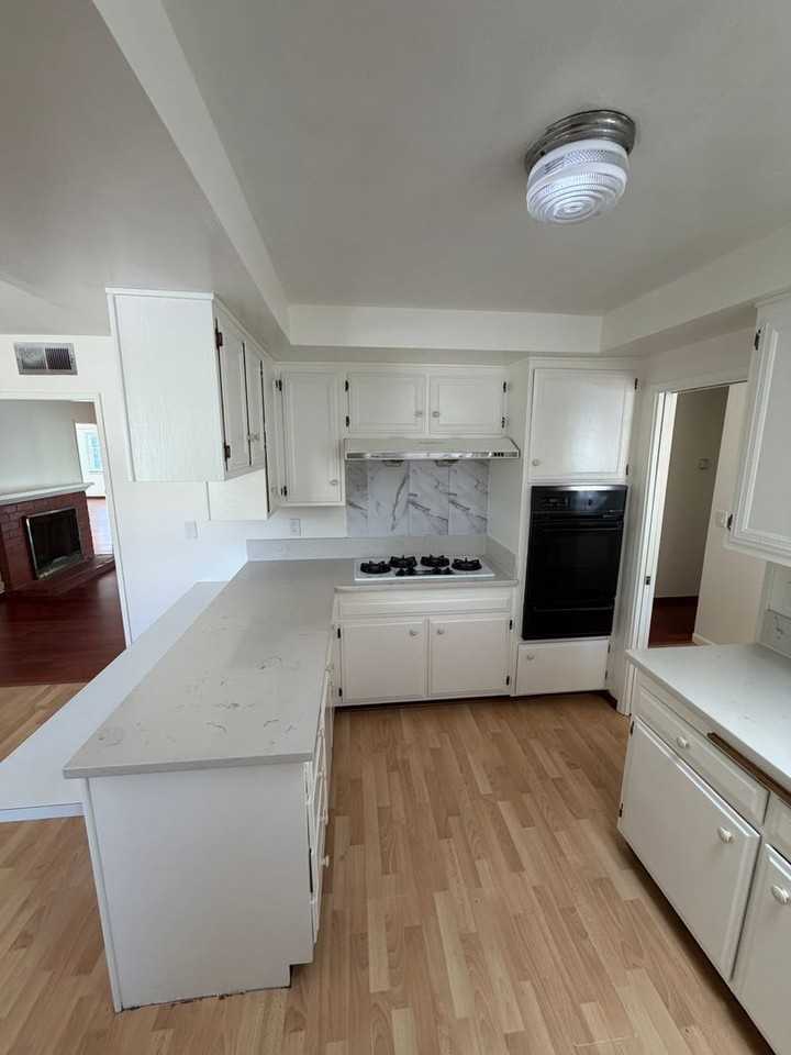 5333 Parejo Dr - Photo 6 of 28