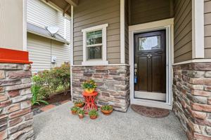 featured image of 10015 1st St Ne
