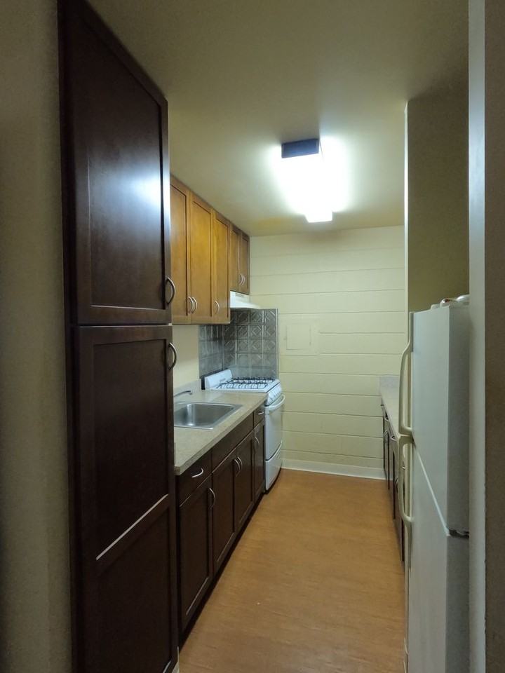 Affordable Central Hilo Living: 1 - Photo 3 of 6