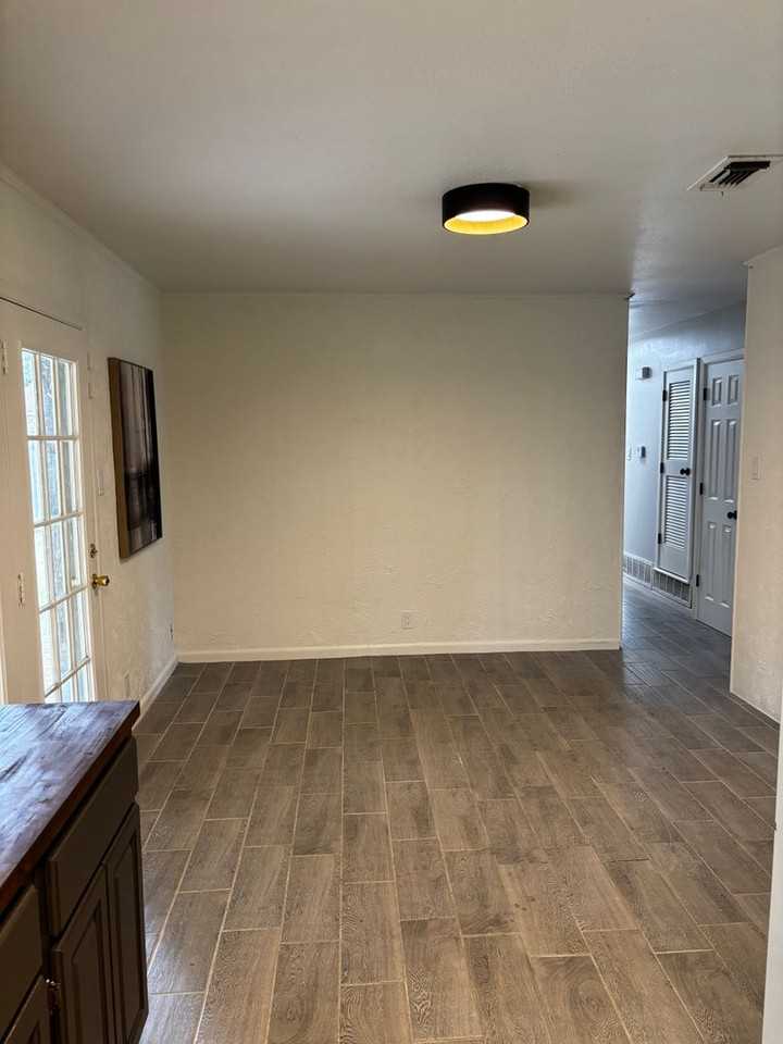 4603 Verbena St - Photo 5 of 15