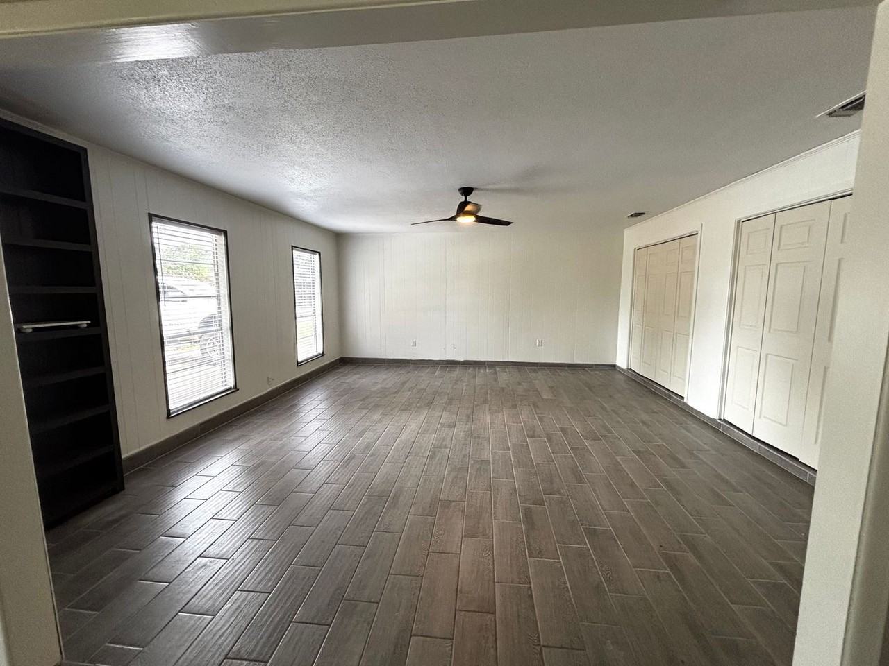 4603 Verbena St - Photo 6 of 15