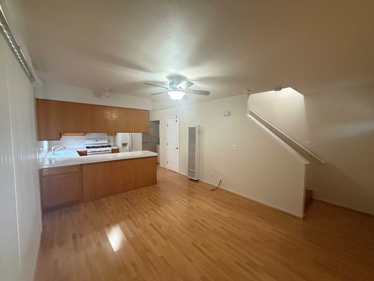 2340 Bailey Ave - Photo 3 of 11