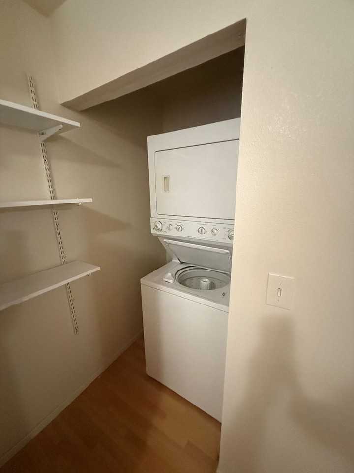 2340 Bailey Ave - Photo 6 of 11