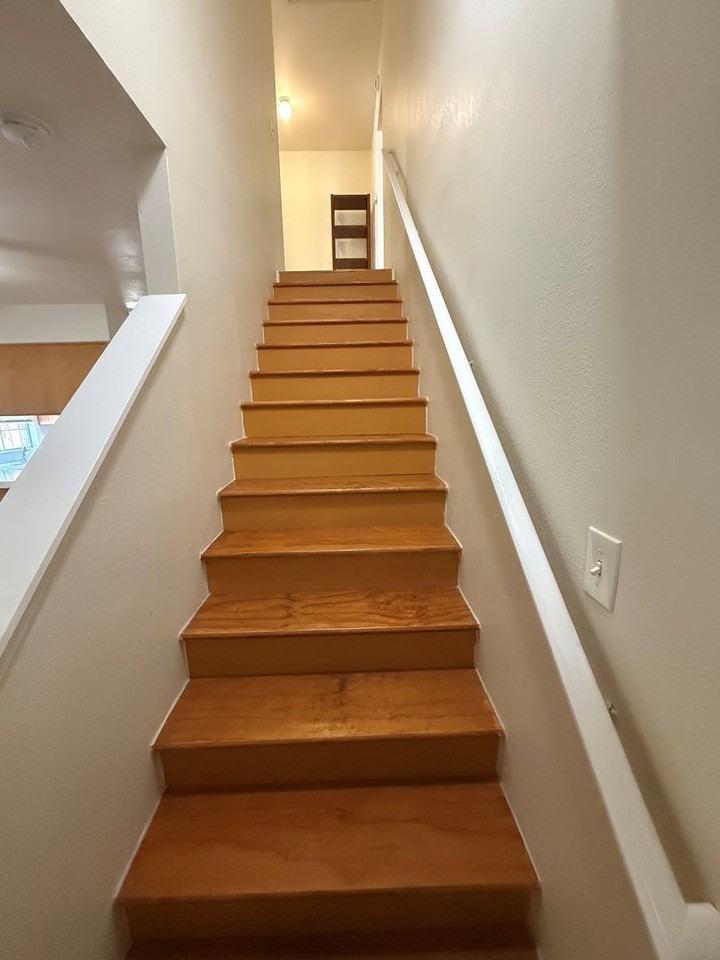 2340 Bailey Ave - Photo 7 of 11
