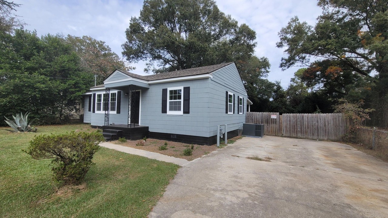 2019 Virginia Ave - Photo 2 of 13