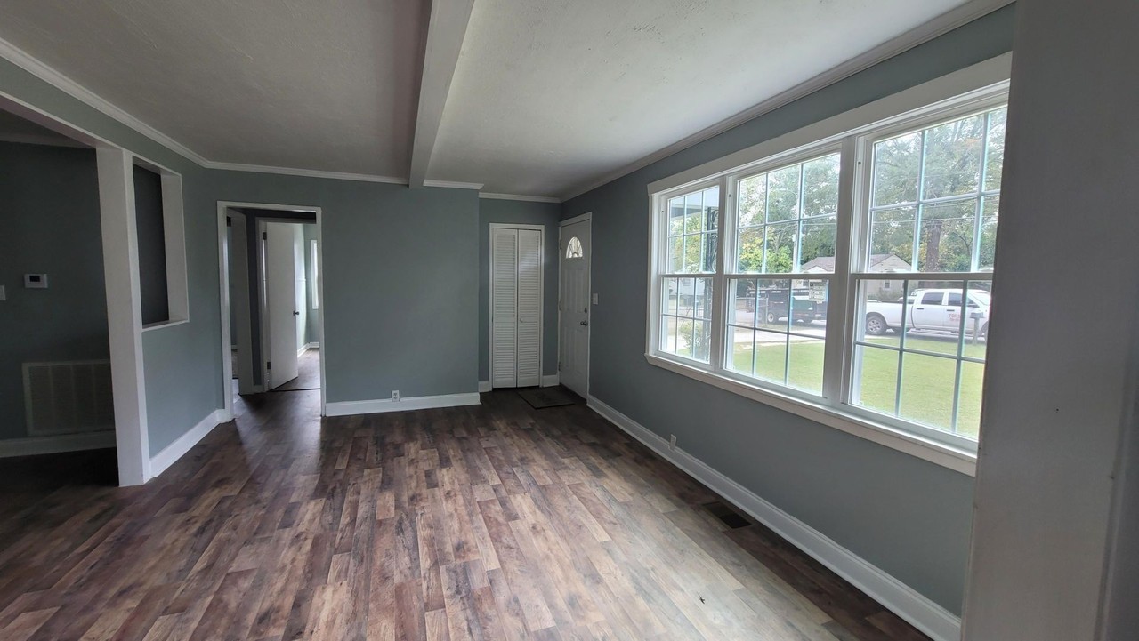 2019 Virginia Ave - Photo 4 of 13