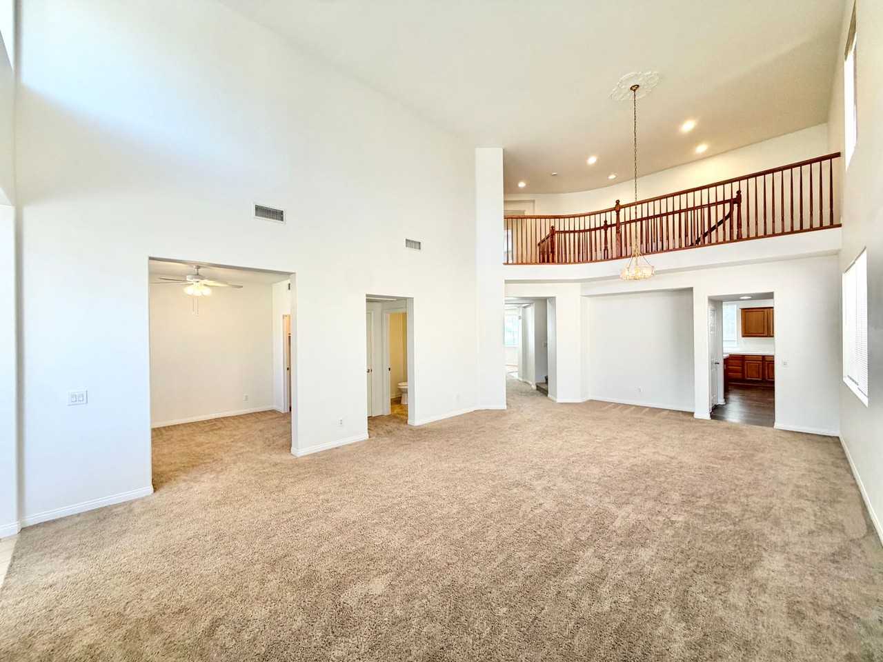 40053 Montage Ln - Photo 7 of 50