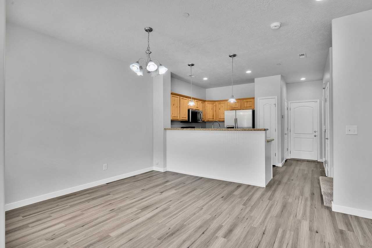 32 S 1580 W - Photo 5 of 27
