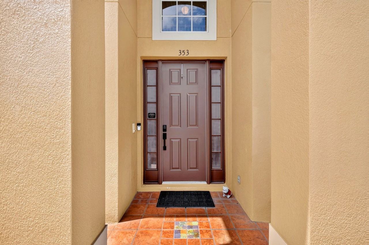 353 Lake Amberleigh Dr - Photo 2 of 50