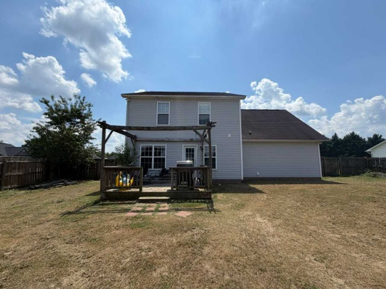205 Scaley Bark Dr - Photo 5 of 6