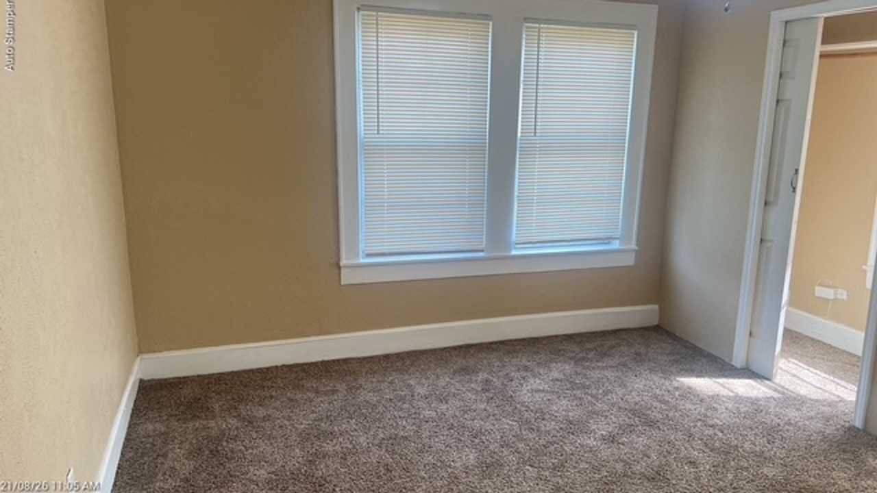 804 Austin St - Photo 5 of 27