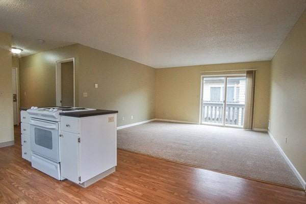 3705 Se 35th Pl #17 - Photo 2 of 13