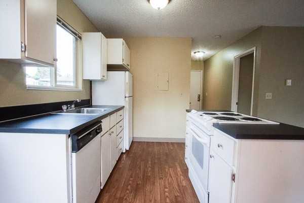 3705 Se 35th Pl #17 - Photo 5 of 13
