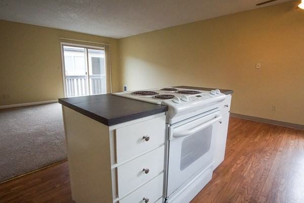 3705 Se 35th Pl #17 - Photo 6 of 13