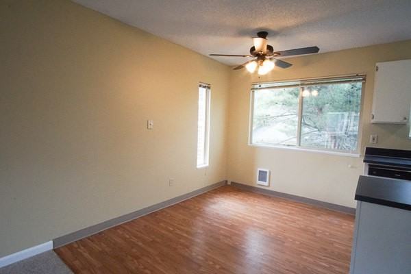 3705 Se 35th Pl #17 - Photo 7 of 13