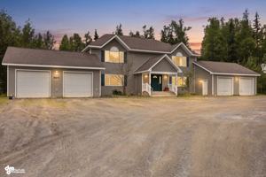 featured image of 8643 W Lynnette Dr
