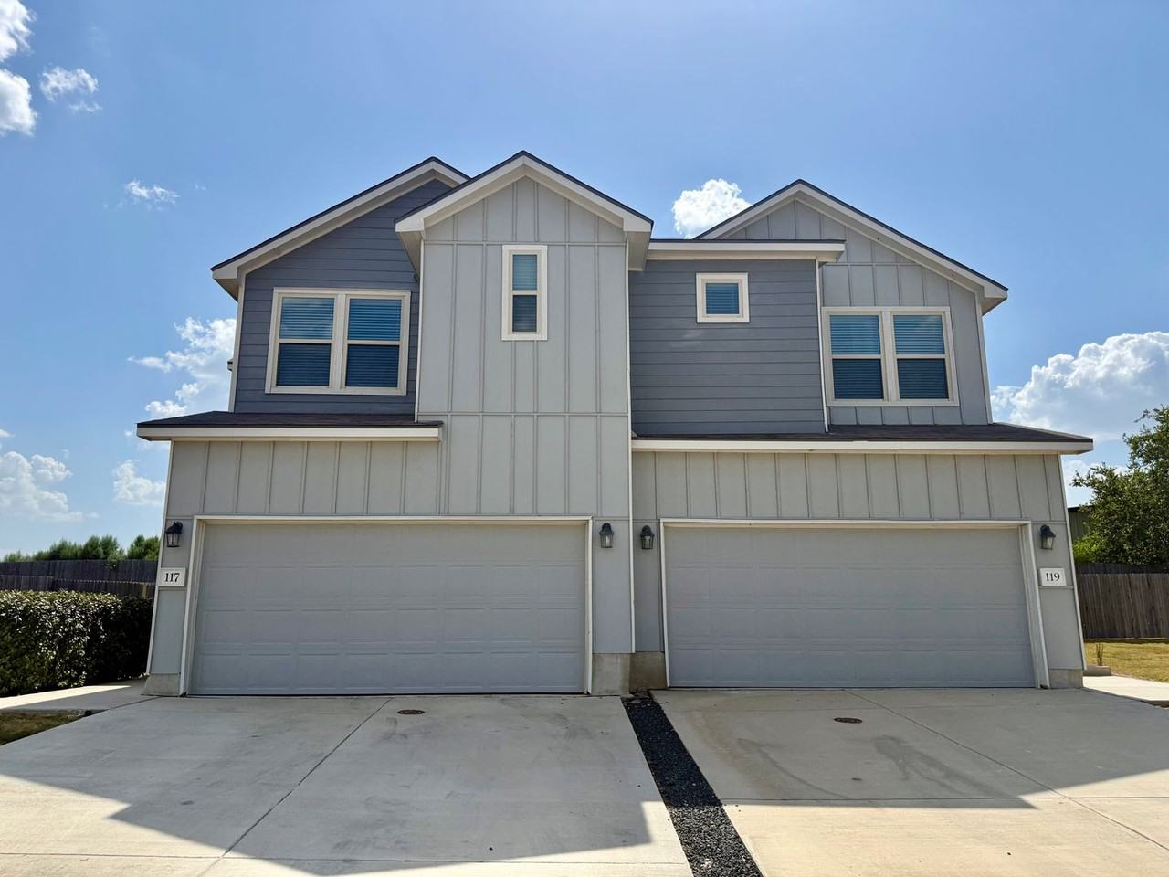119 Joseph Cir - Photo 2 of 23