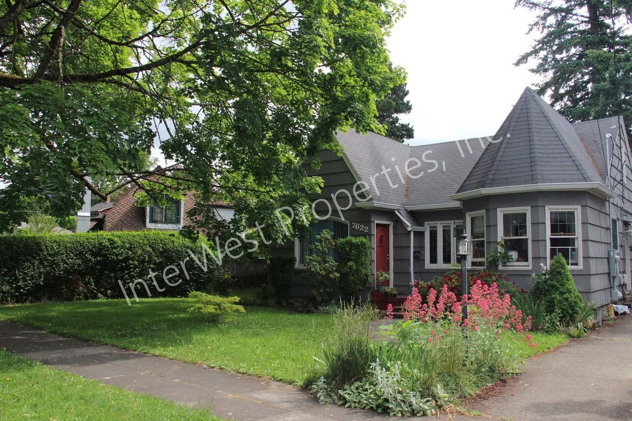 7622 Se 36th Ave - Photo 2 of 25