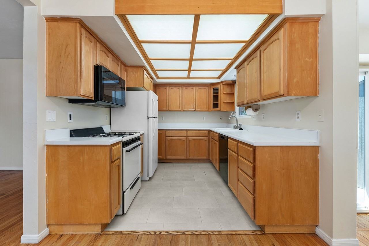 1231 Evilo St - Photo 6 of 20
