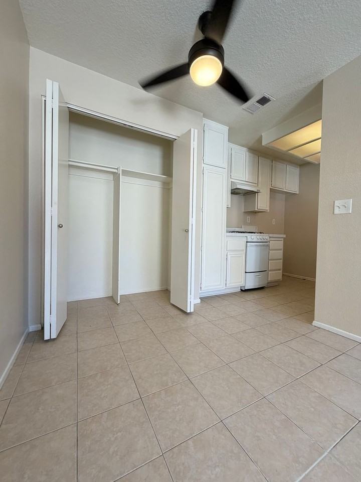 79 Gaviota - Photo 6 of 17