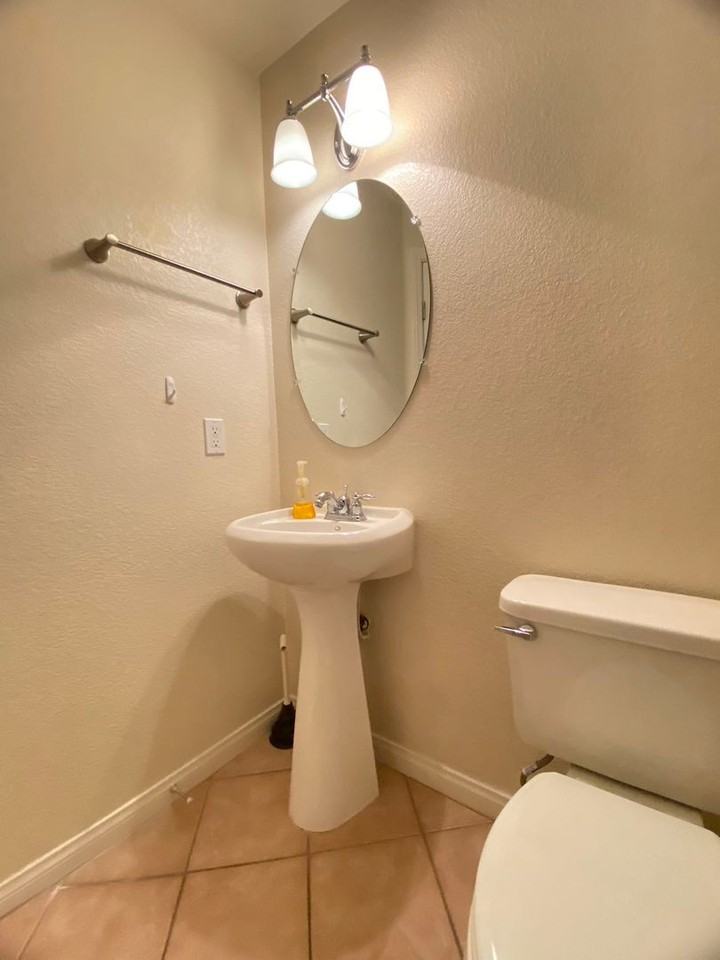 5579 Vision Quest Ct - Photo 5 of 17