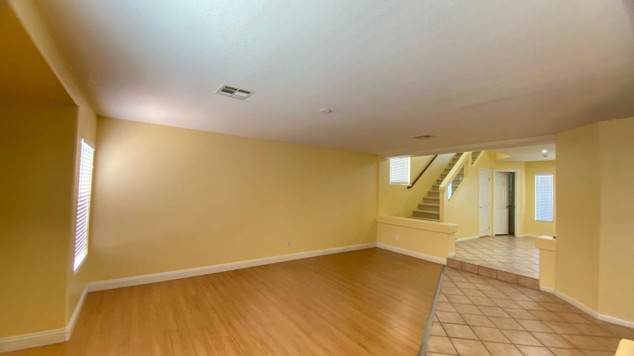 5579 Vision Quest Ct - Photo 6 of 17