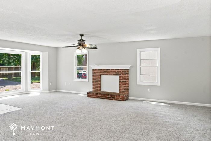 120 Suffolk Dr - Photo 5 of 21