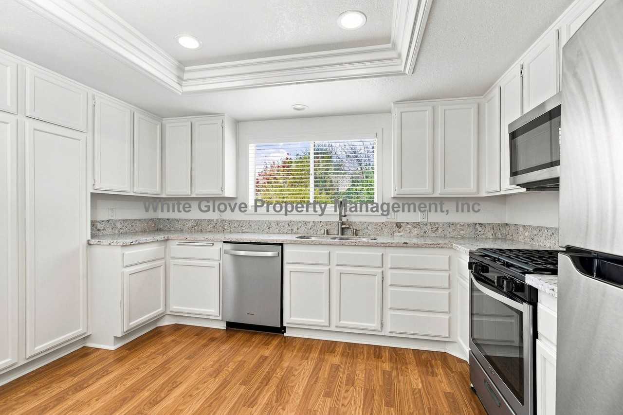 26981 Stonehaven - Photo 6 of 16
