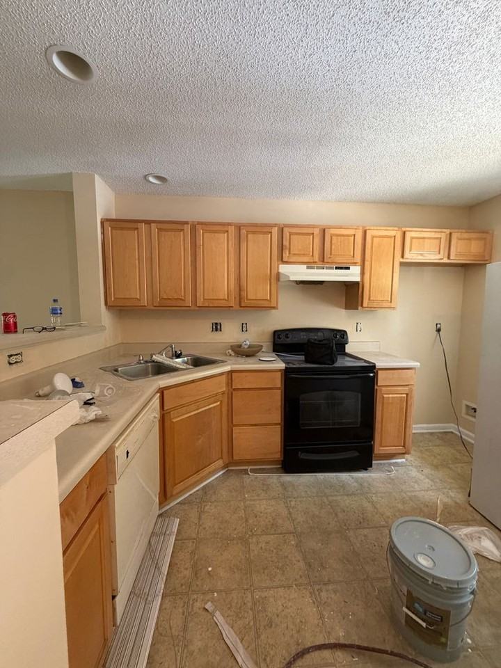 5137 Magnolia Tree Ln - Photo 3 of 6