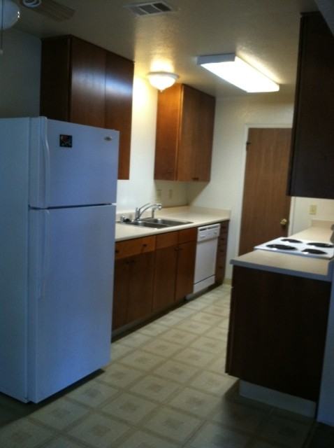747 E Tabor Ave #4 - Photo 3 of 7