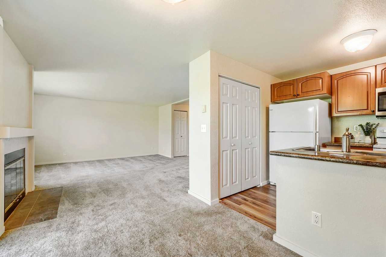 3811 130th Ln Se #C3 - Photo 4 of 22