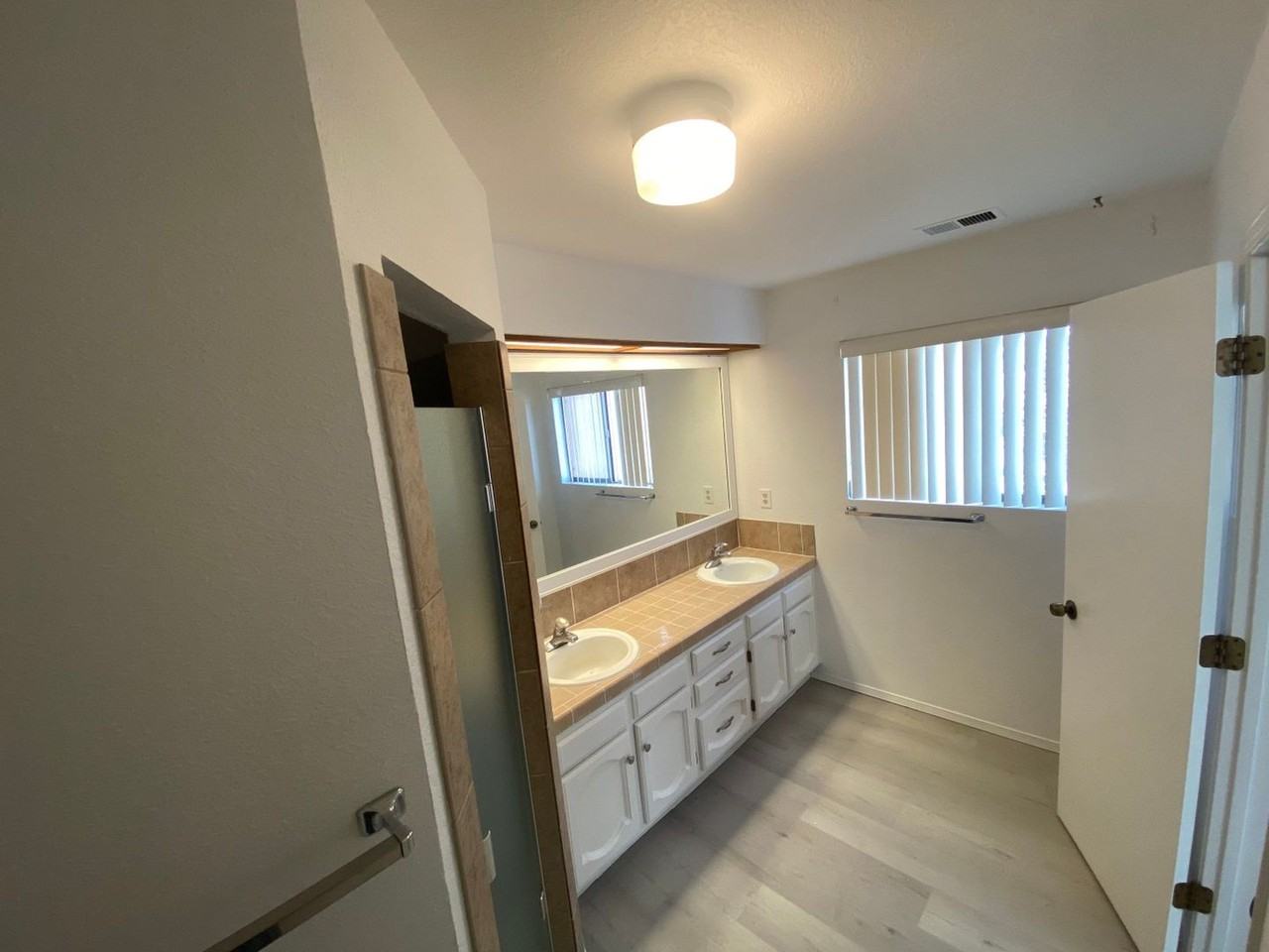 5201 Sweetwater Dr Nw - Photo 6 of 13