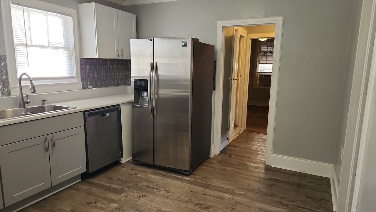 3 Keith Ave - Photo 2 of 7