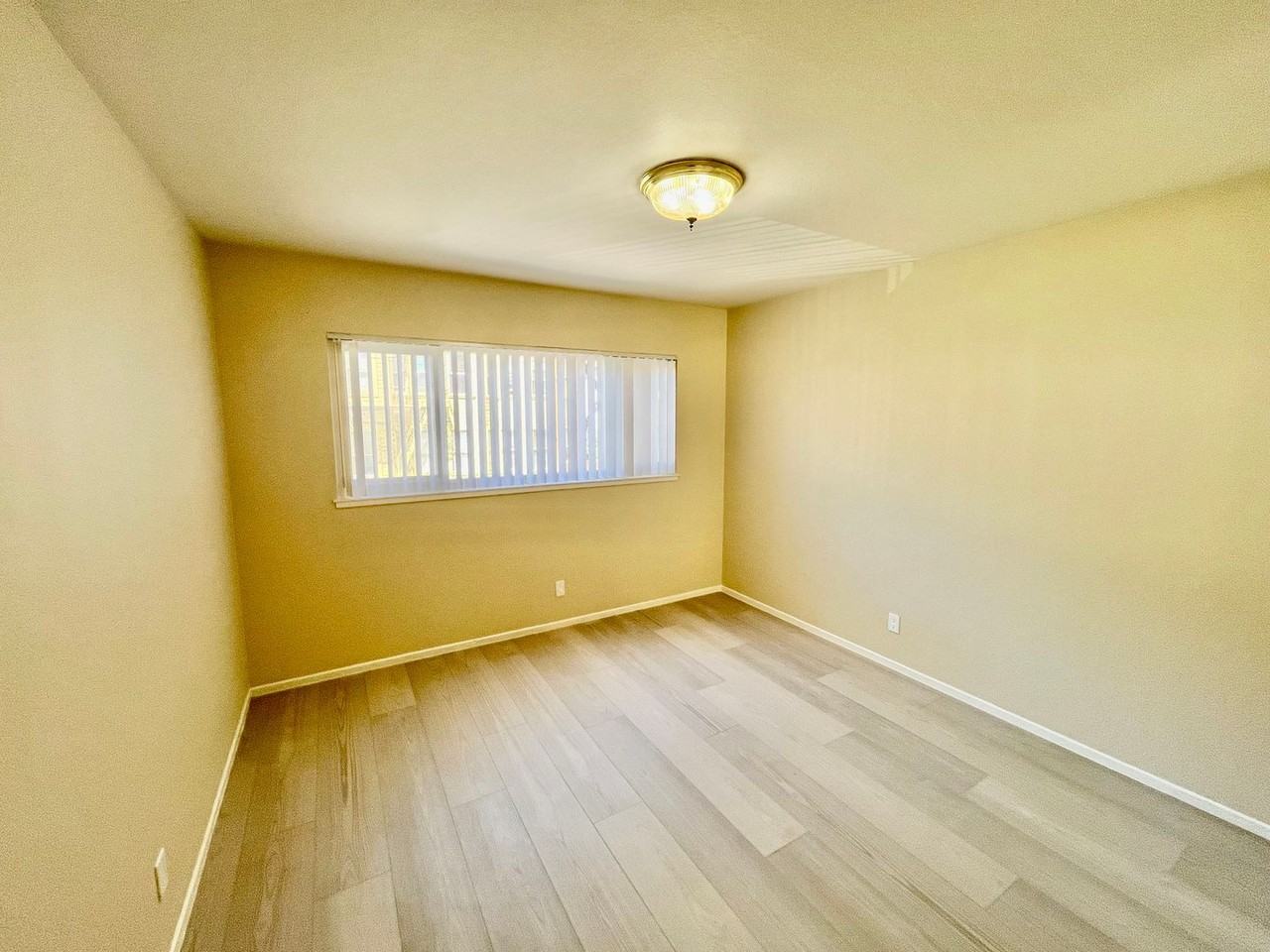 1746 Page St #3 - Photo 4 of 11