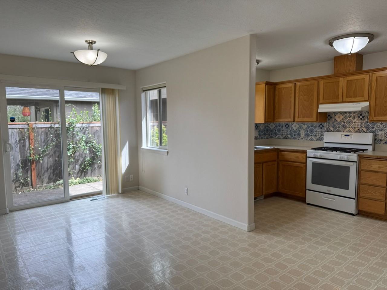 2595 Sage St - Photo 6 of 24
