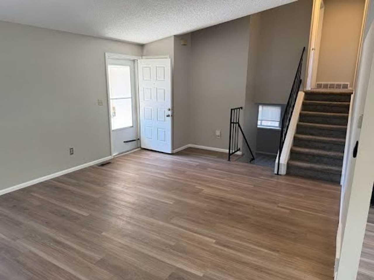 19145 E Oxford Dr - Photo 5 of 13