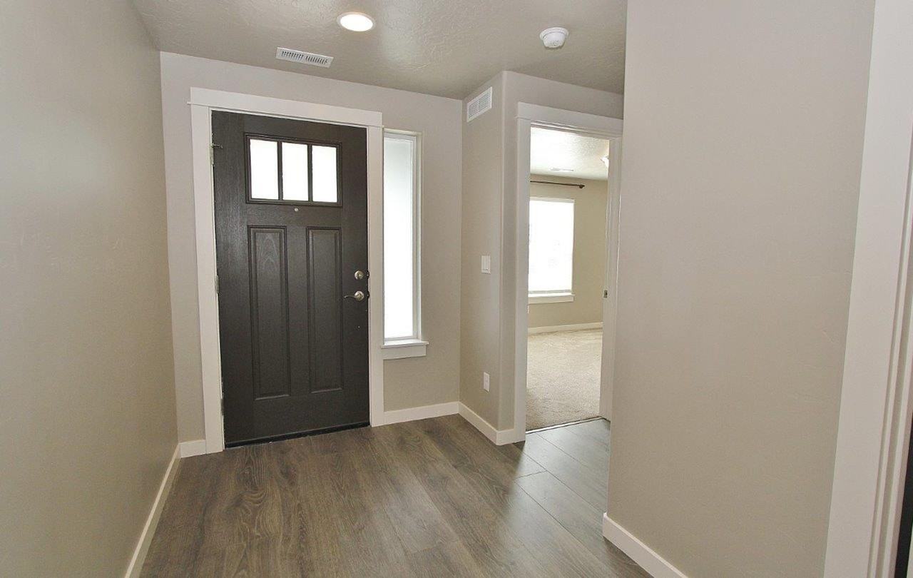 10510 W Daylily Ave - Photo 2 of 26