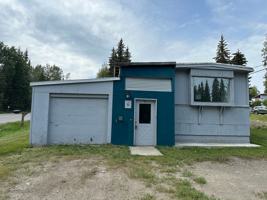 featured image of 2530 Goldhill Rd