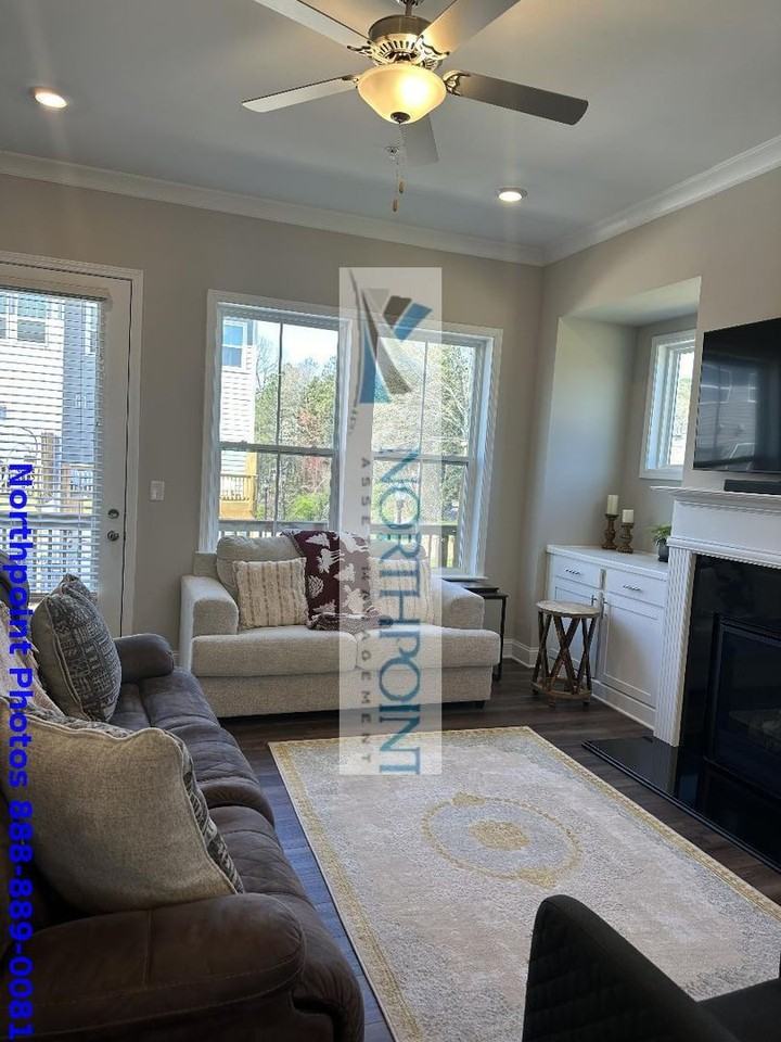 300 Overture Ct - Photo 5 of 21