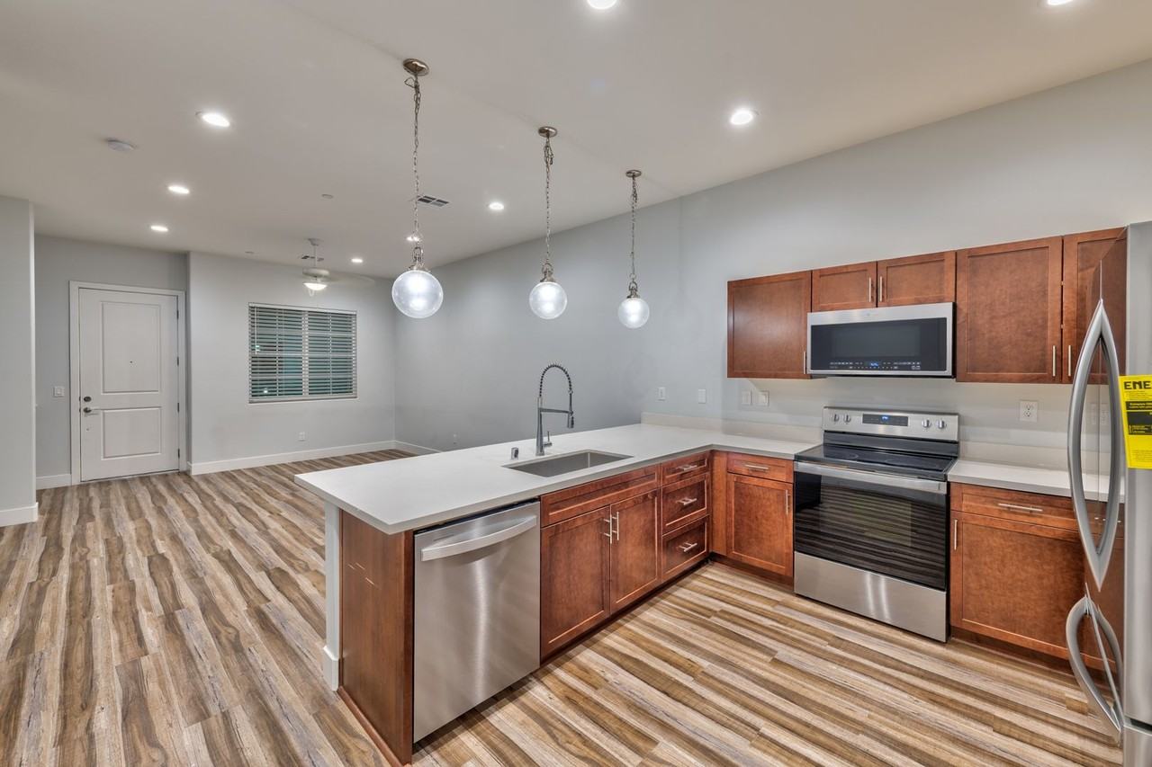 6434 Spring Jog St - Photo 5 of 18