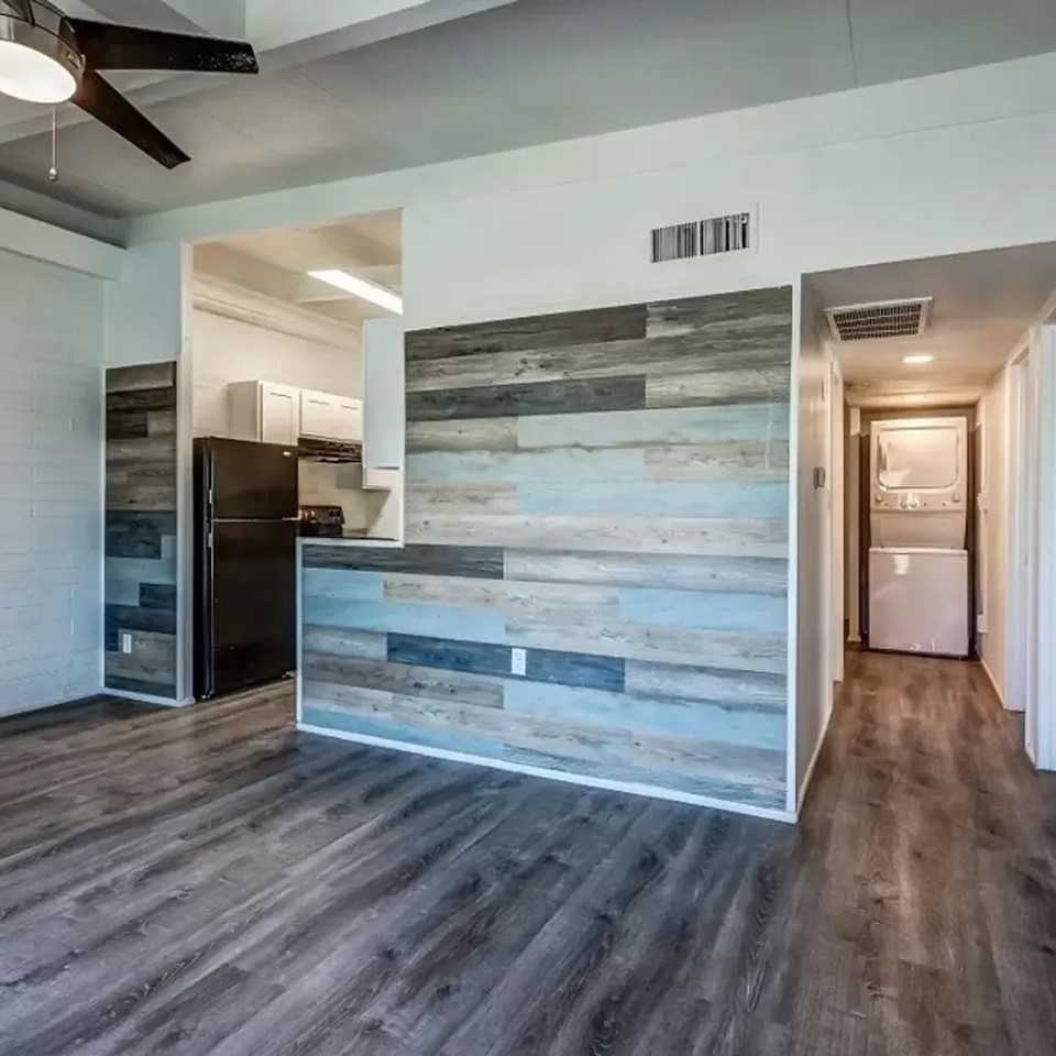 Bethany West Apartments - Photo 3 of 3