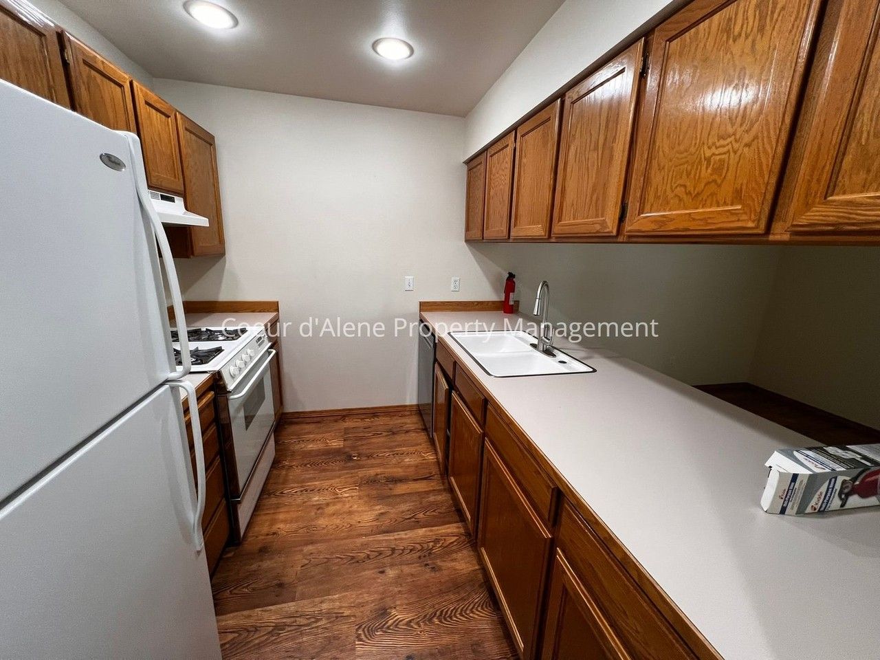 8233 N Ridgewood Dr #4 - Photo 7 of 16