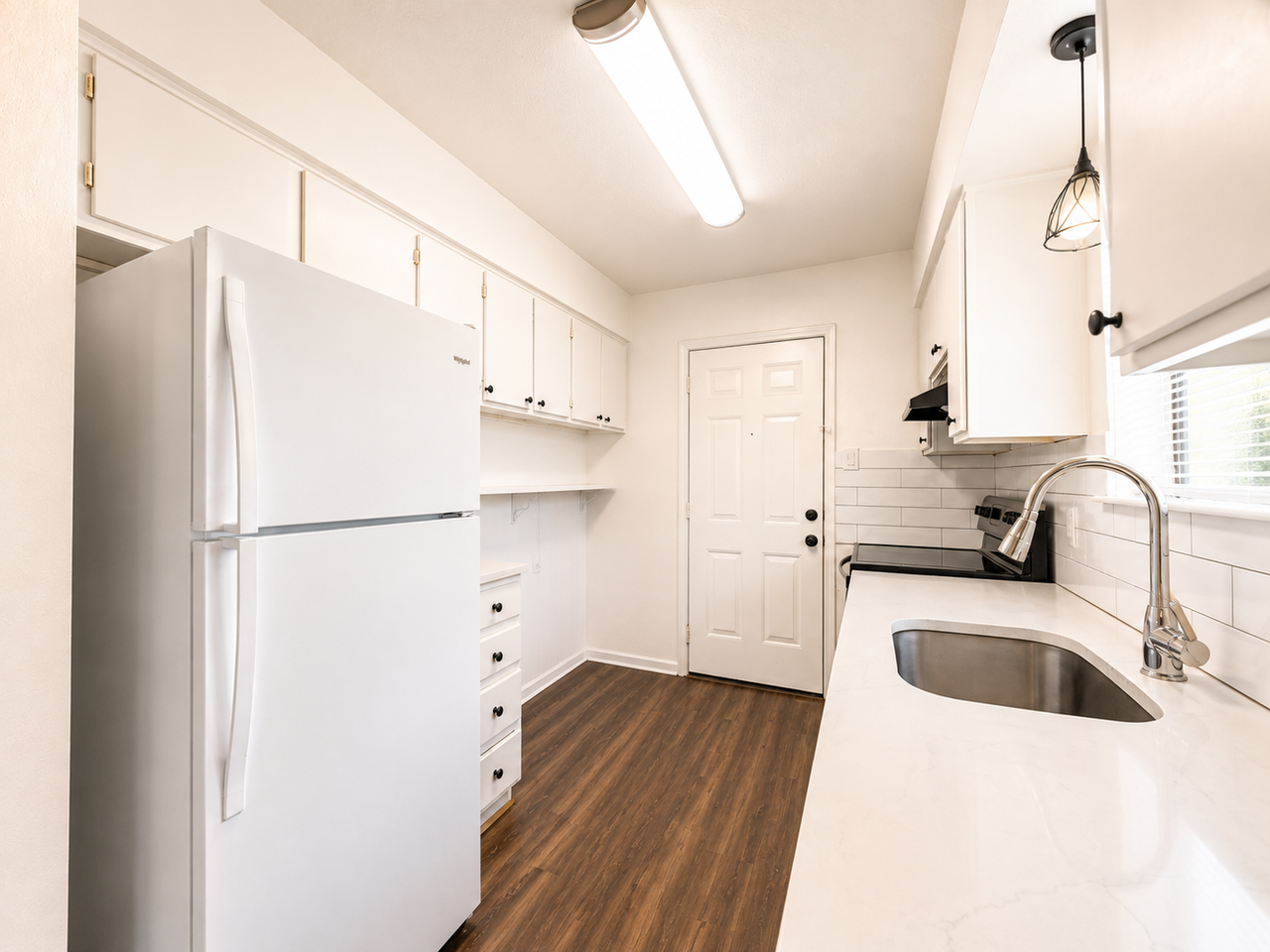2232 Washington Ave - Photo 5 of 10