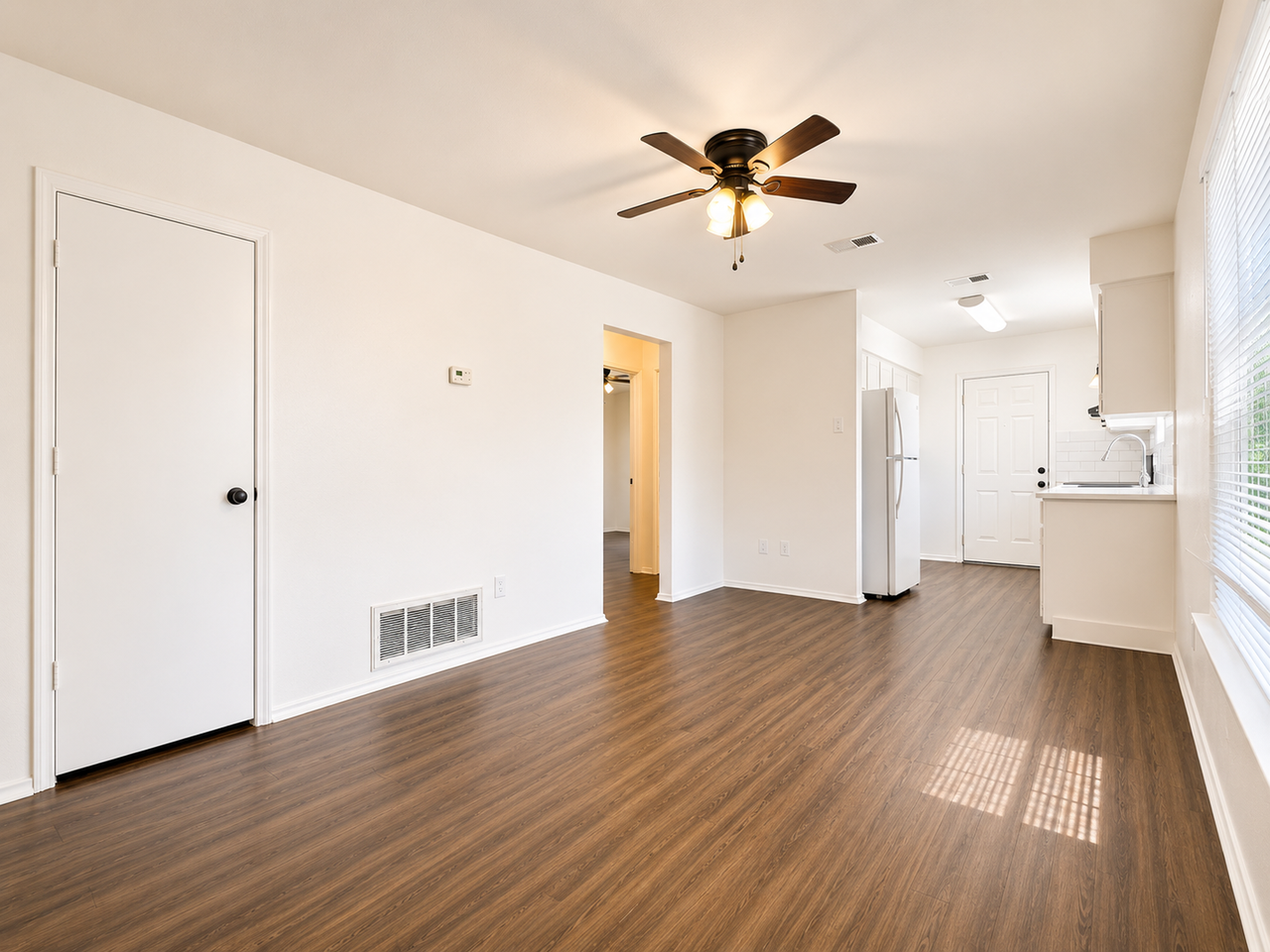 2232 Washington Ave - Photo 7 of 10