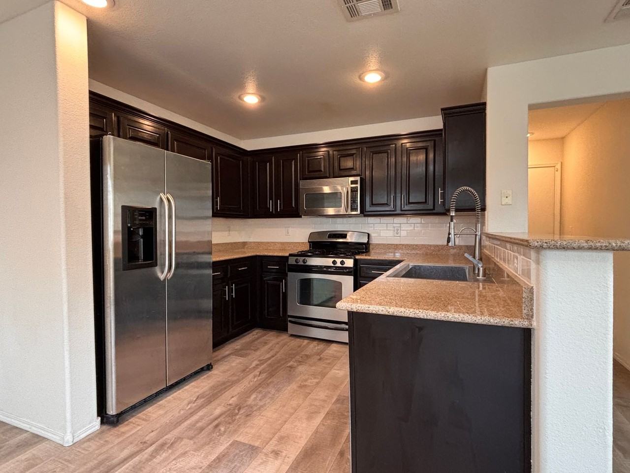 11924 Camden Brook St - Photo 5 of 16