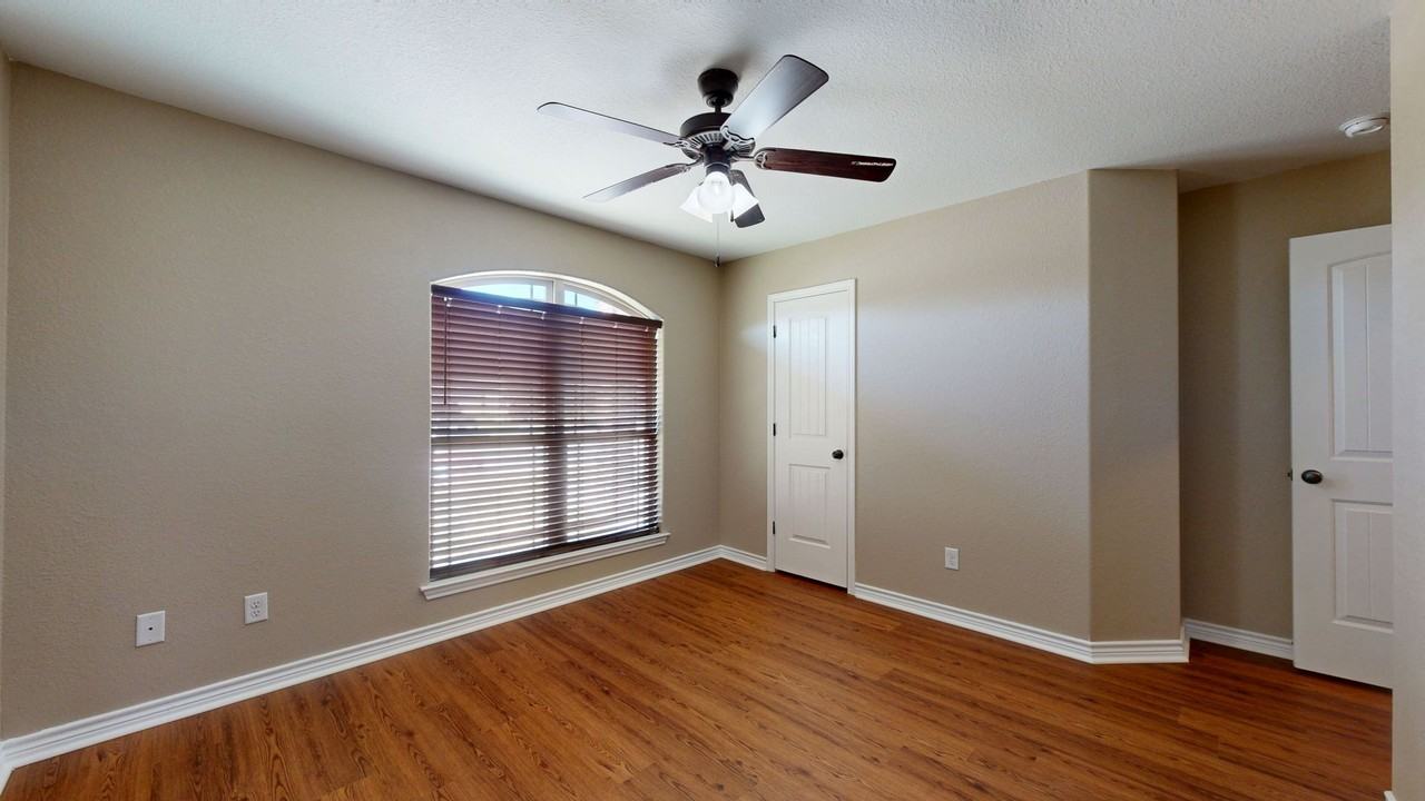 3407 Sands Ln - Photo 7 of 30