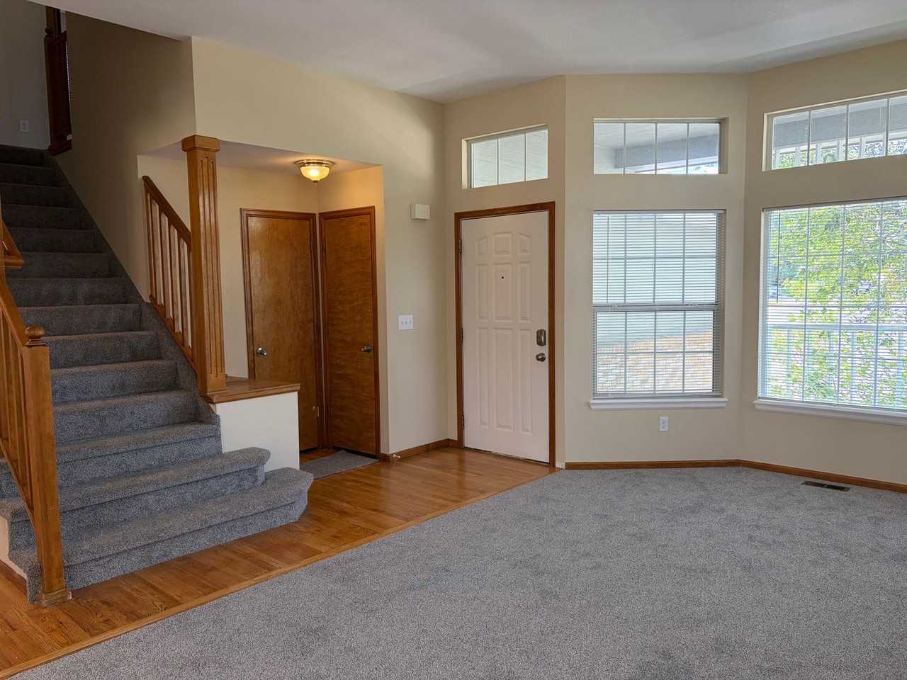 21585 Hill Gail Way - Photo 5 of 31