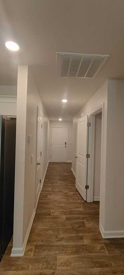 1030 Mckittrick Dr - Photo 5 of 27