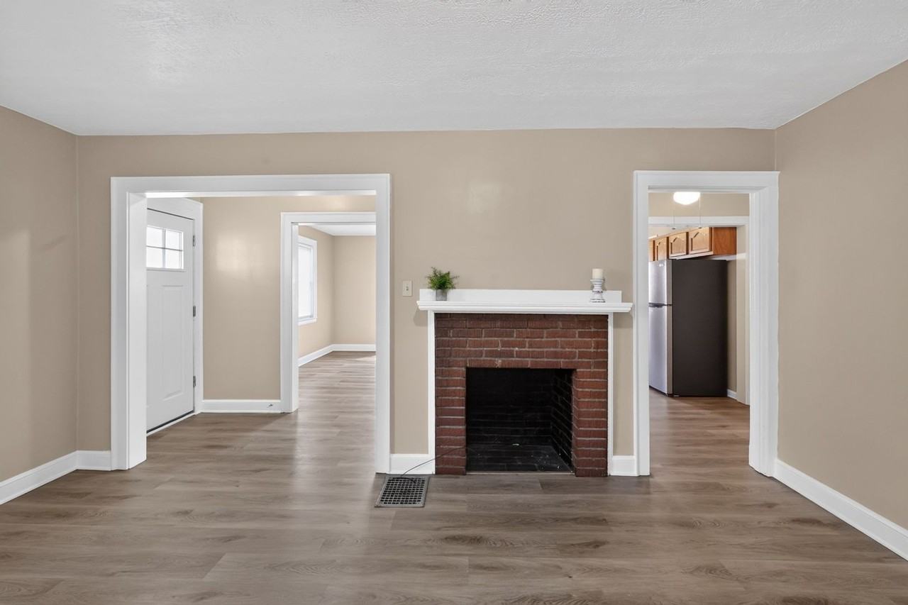 1337 Ivydale Ave Sw - Photo 5 of 20